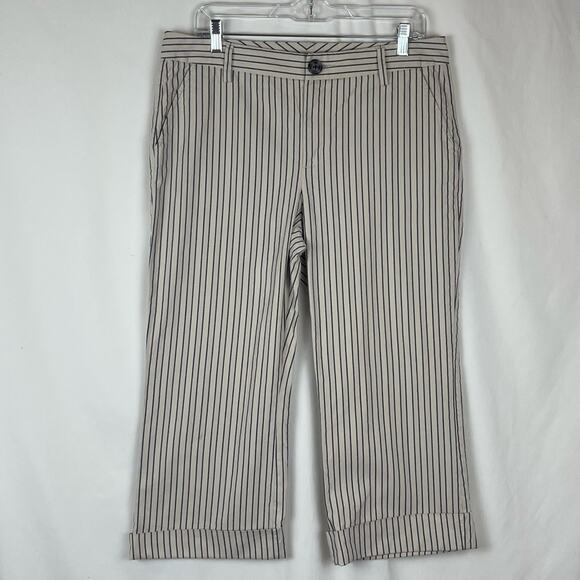 Cabi Cream Navy Striped Cuffed Cottagecore Vacation Wide Leg Capri NWOT Size 10 - Picture 3 of 11